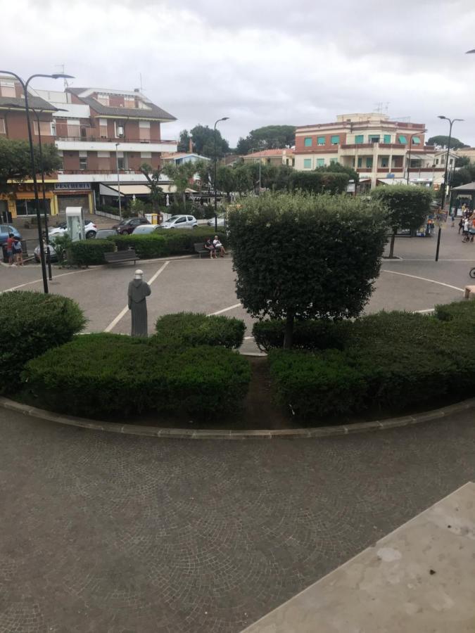 Appartamento Sulla Piazza 90 M Dal Mare آنسيو المظهر الخارجي الصورة